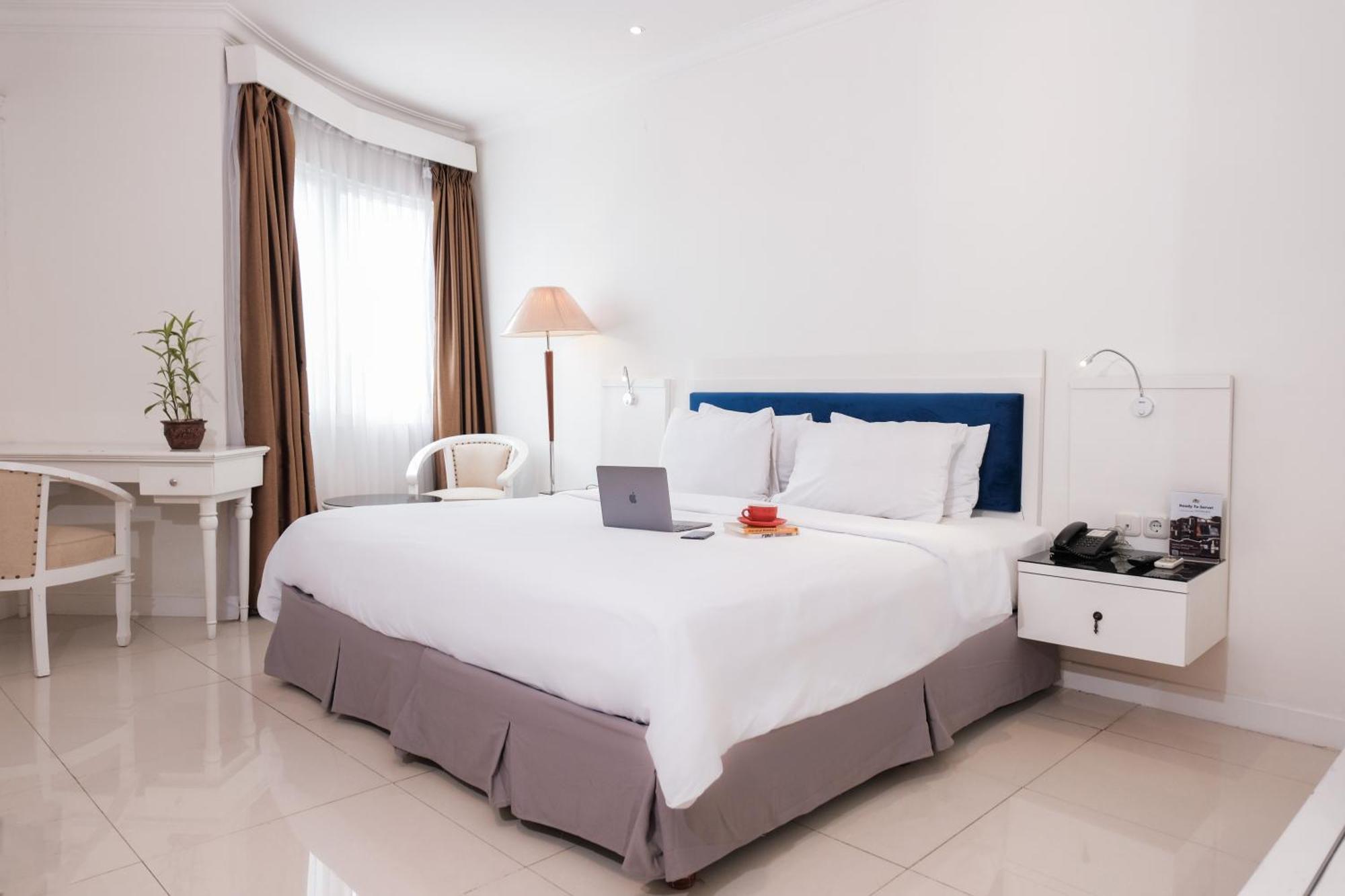Vue Palace, Artotel Curated Bandung Exterior photo